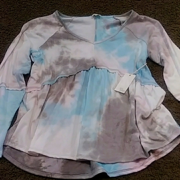 Ava James color splash top - Picture 4 of 5